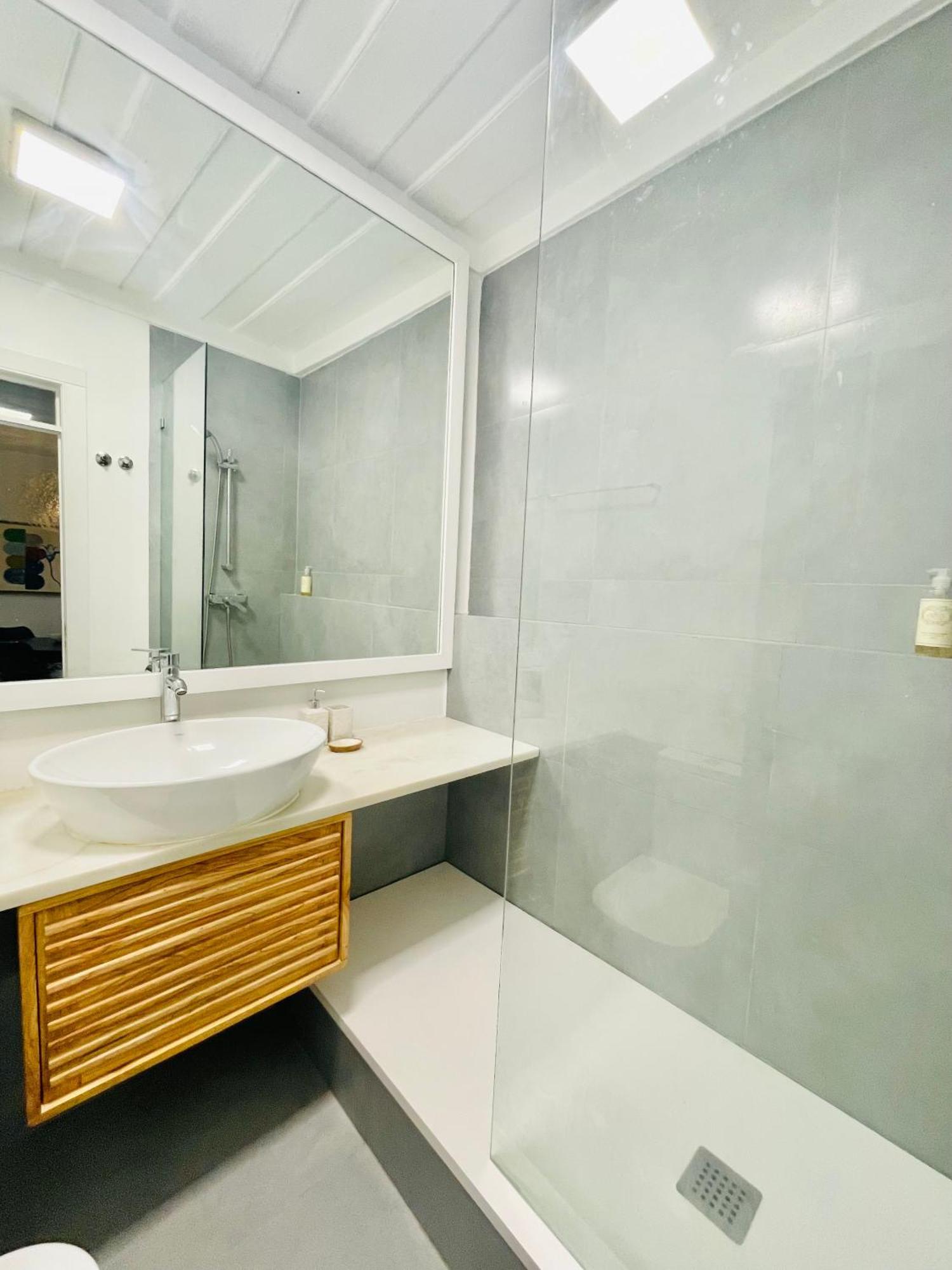 Carmo'S Wonder Apartment Lisbon Luaran gambar