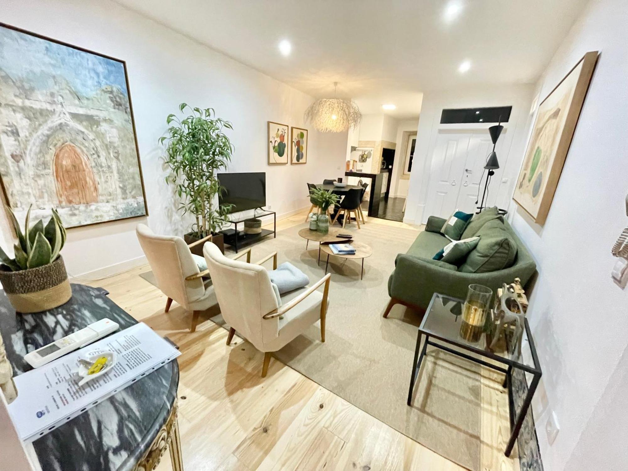 Carmo'S Wonder Apartment Lisbon Luaran gambar