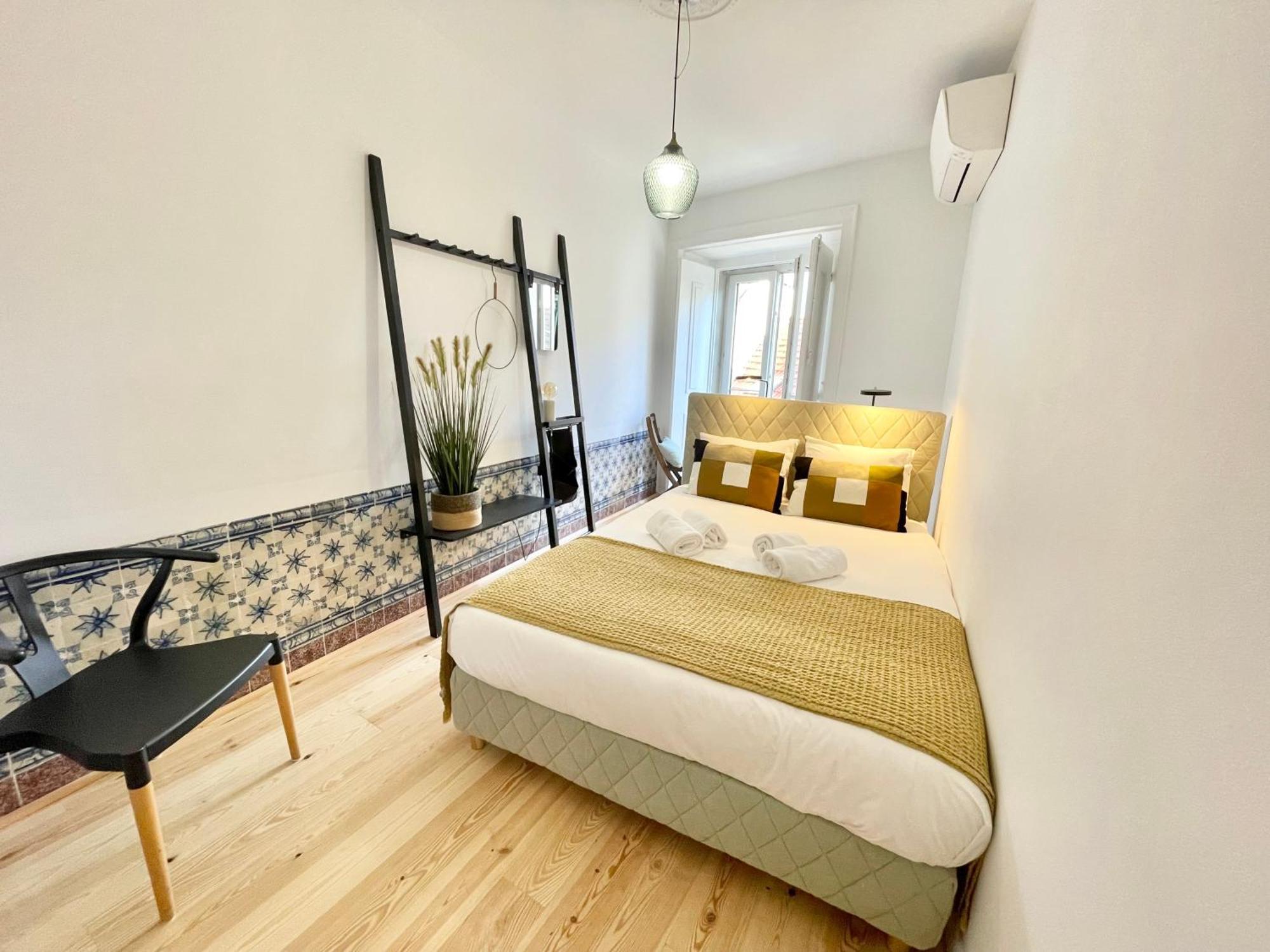 Carmo'S Wonder Apartment Lisbon Luaran gambar