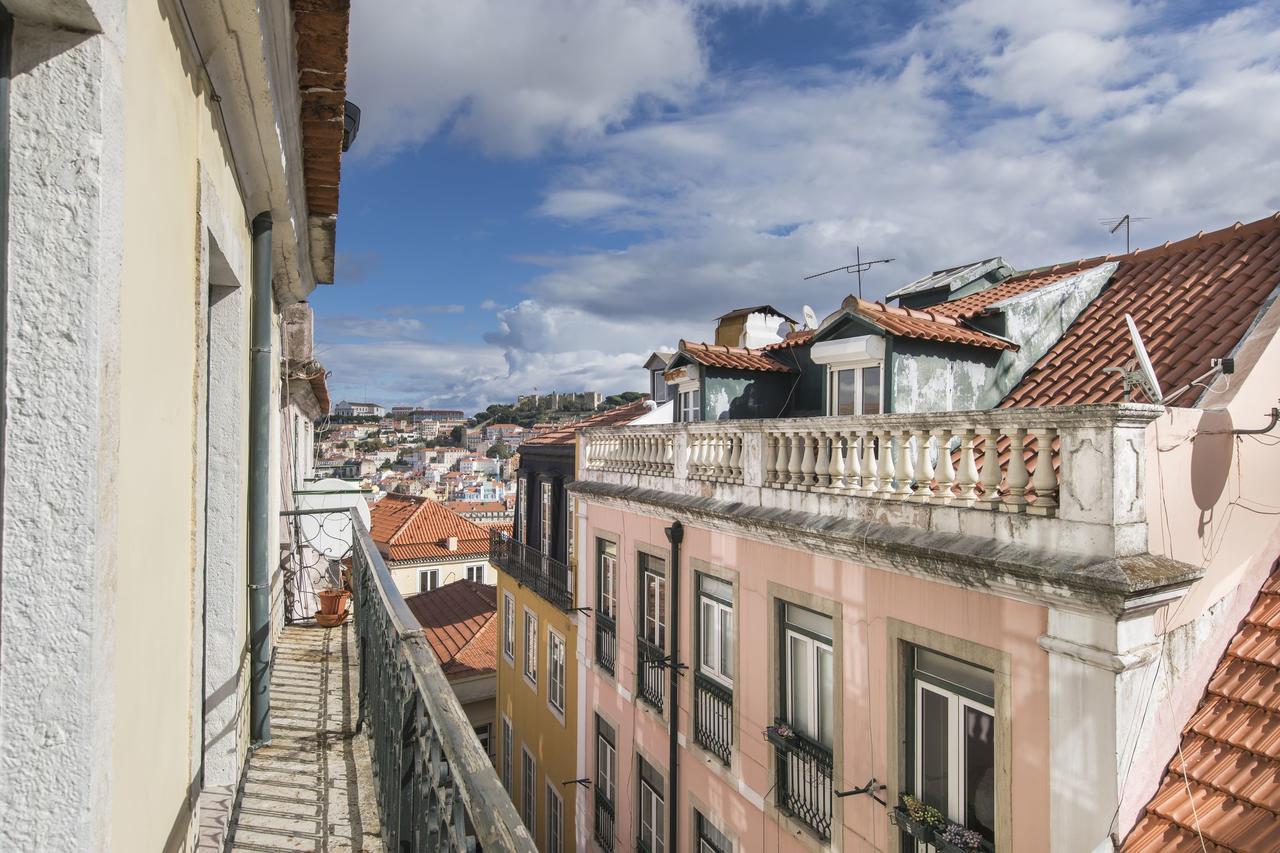 Carmo'S Wonder Apartment Lisbon Luaran gambar