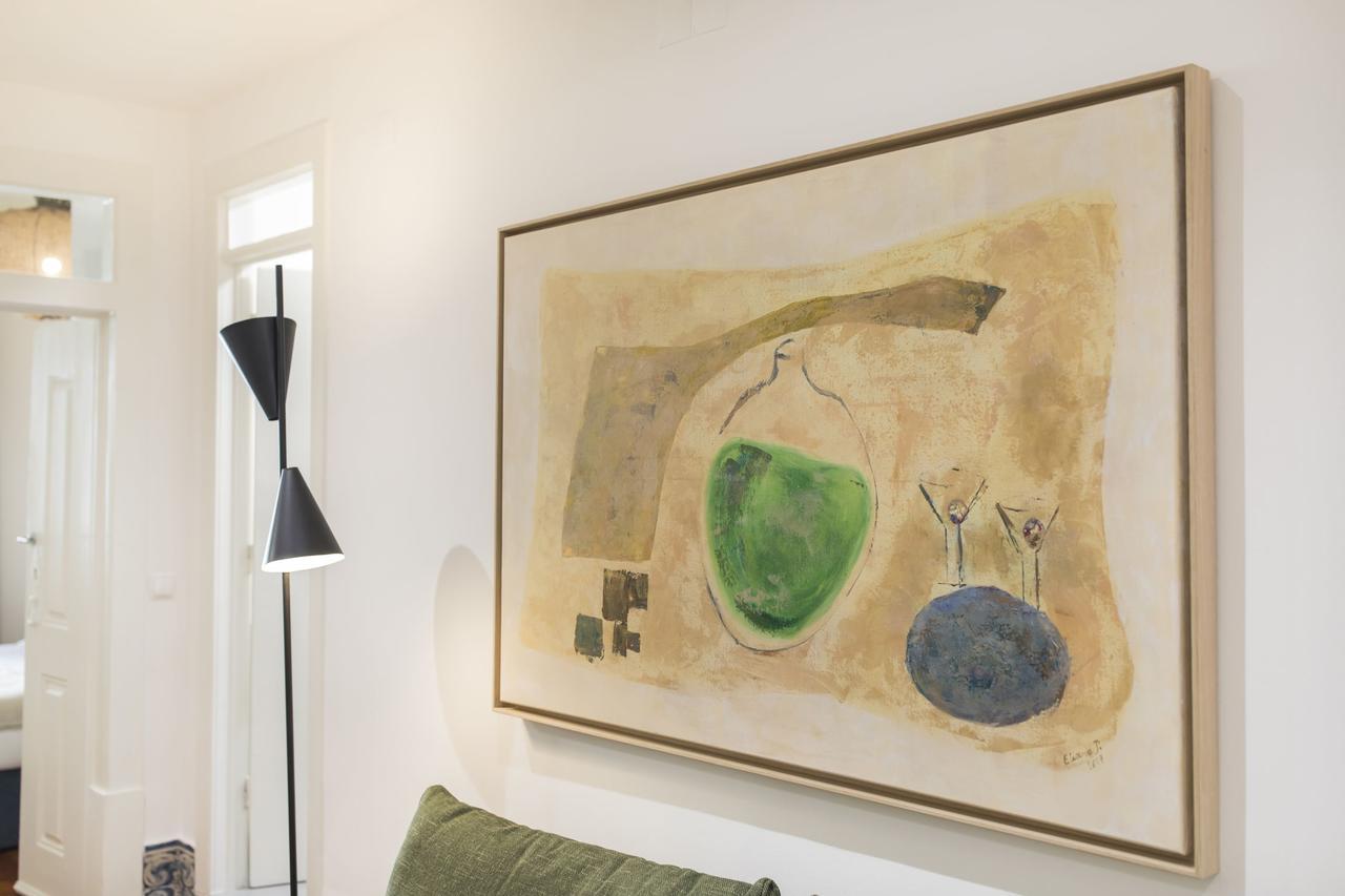 Carmo'S Wonder Apartment Lisbon Luaran gambar